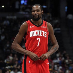 开云-爱游戏-绝对巨星，杜兰特19中11砍32分7板3助1断1帽0失误，正负值+18